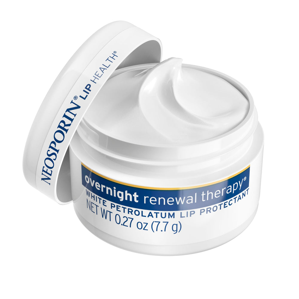 Lèvres réparées et hydratées au matin grâce à NEOSPORIN Lip Health
