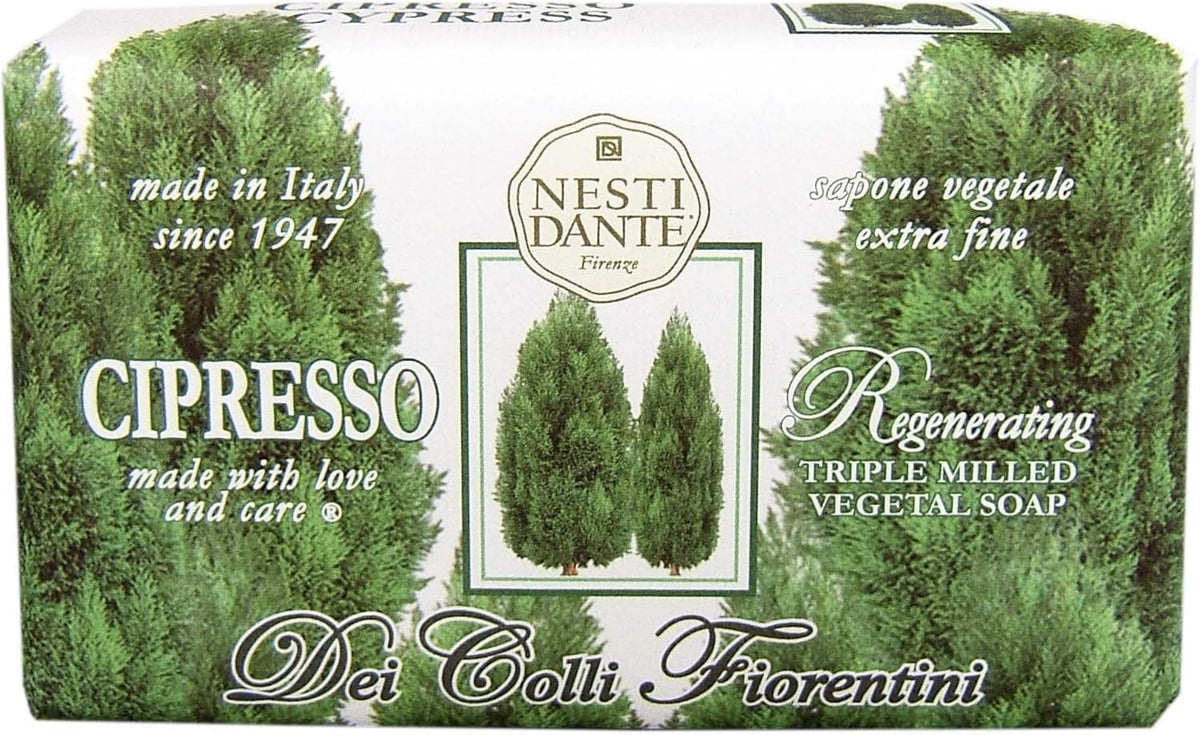 Nesti Dante savon végétal tri-moulu cyprès, douceur durable et arôme apaisant.