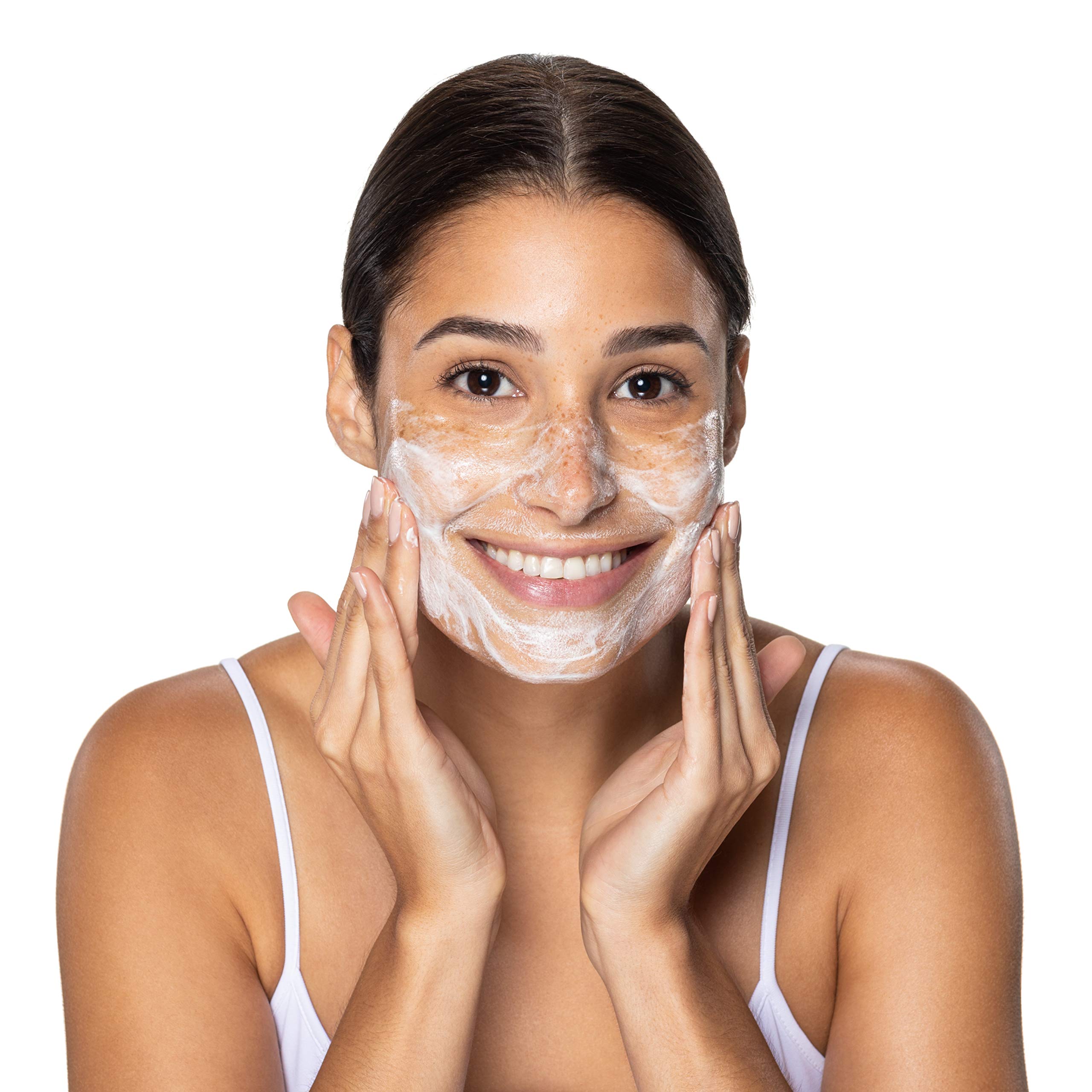 Neutrogena Fresh Foaming — mousse lavante douce éliminant saletés et maquillage sans dessèchement.