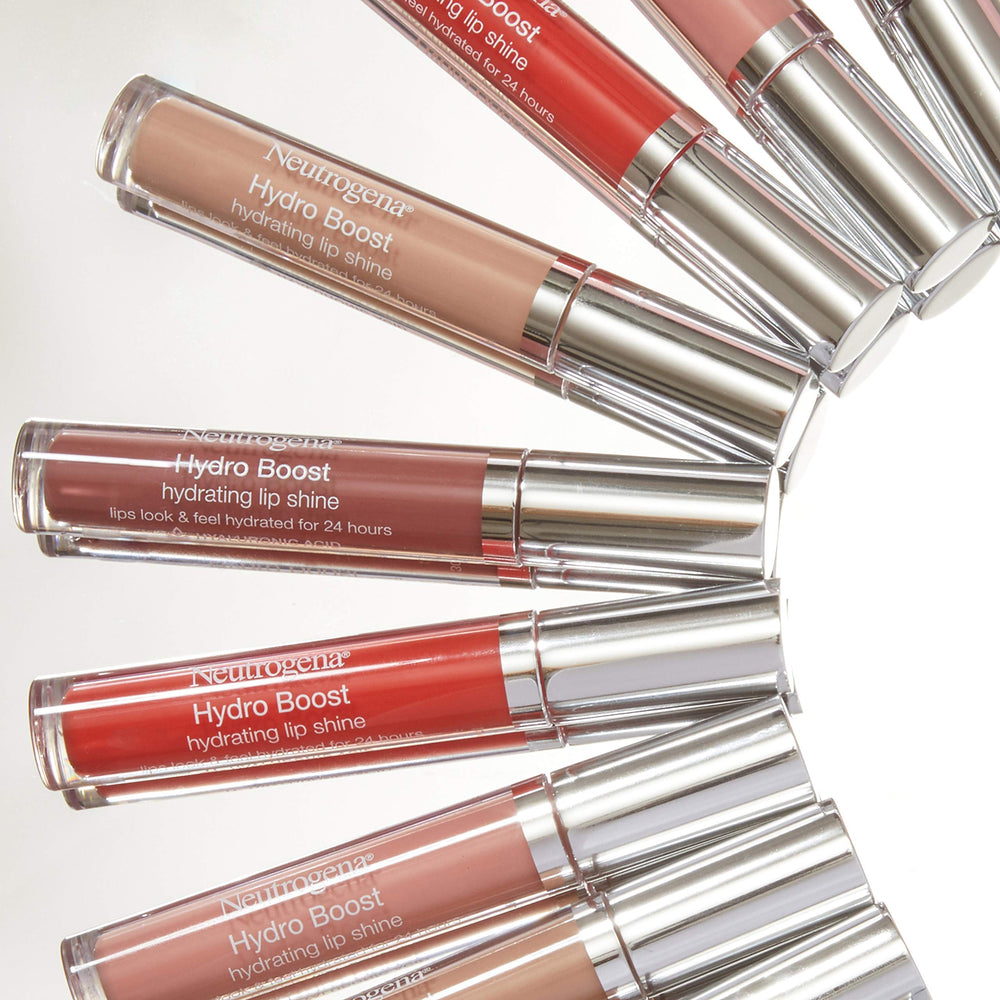 Texture non collante du gloss Hydro Boost pour lèvres douces.