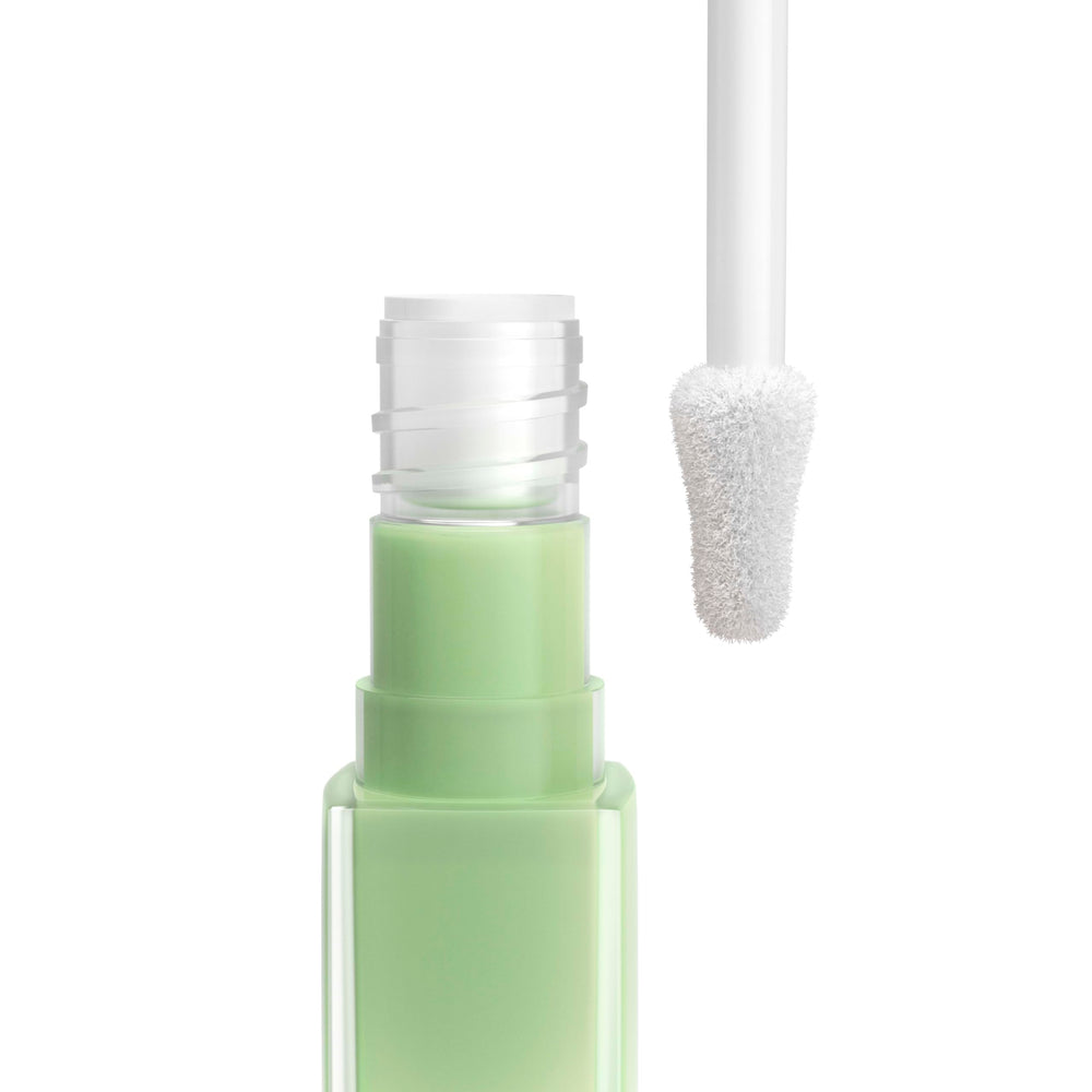 Niacinamide et pigments verts dans Neutrogena pour un rendu uniforme visuellement.