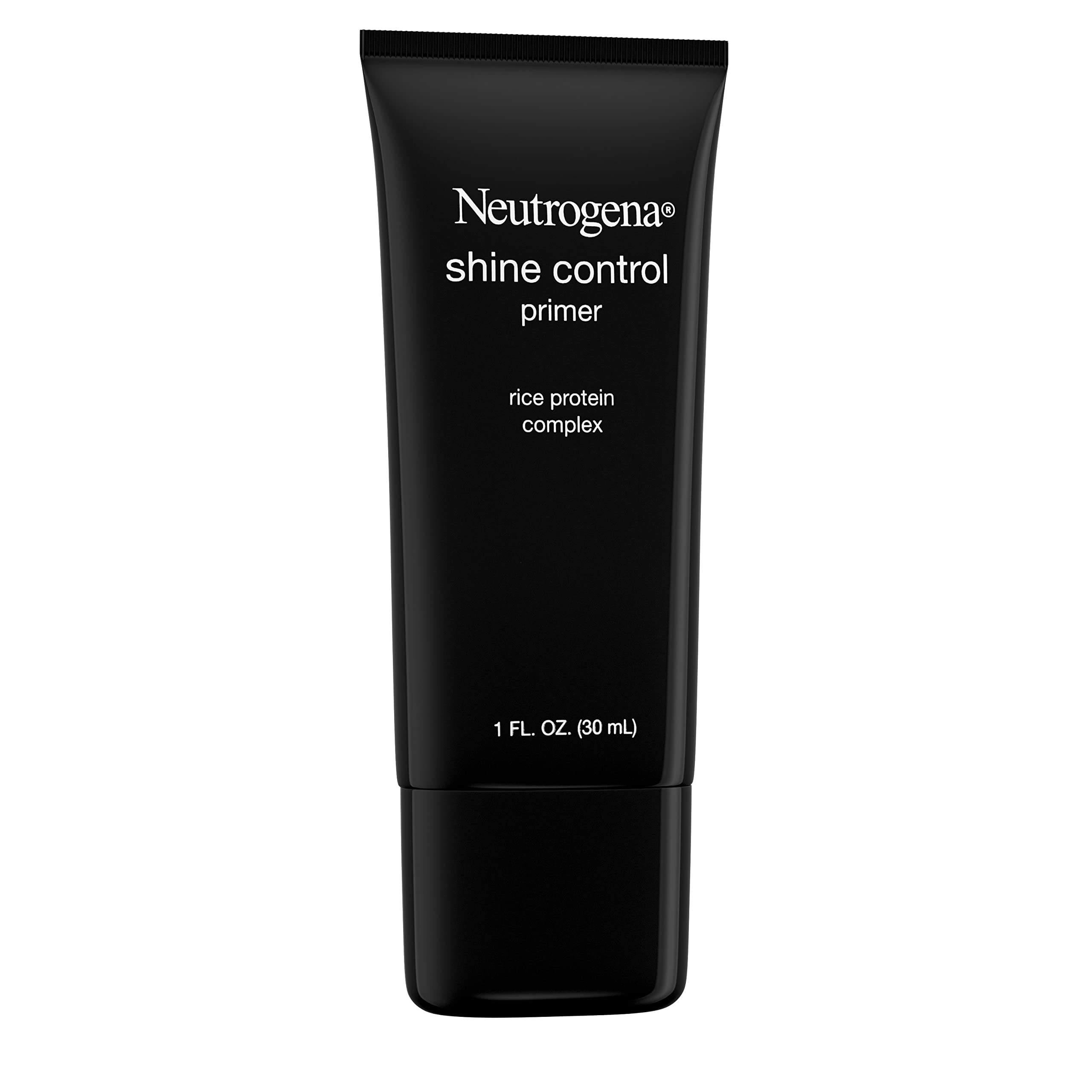 Utilisation quotidienne du primer pour une peau prête.