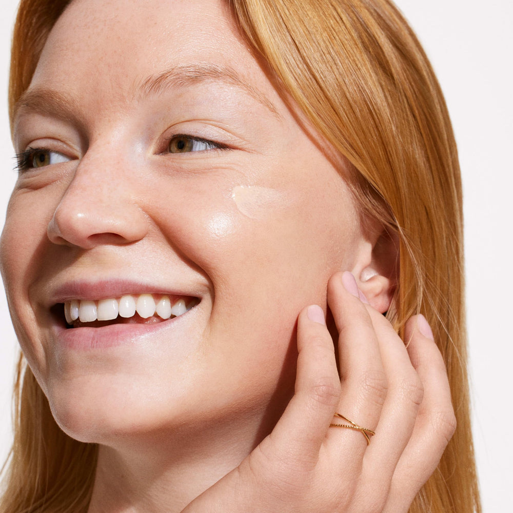 Neutrogena Purescreen+ Mineral UV Tint associe SPF30 et protection UV dans une formule légère.