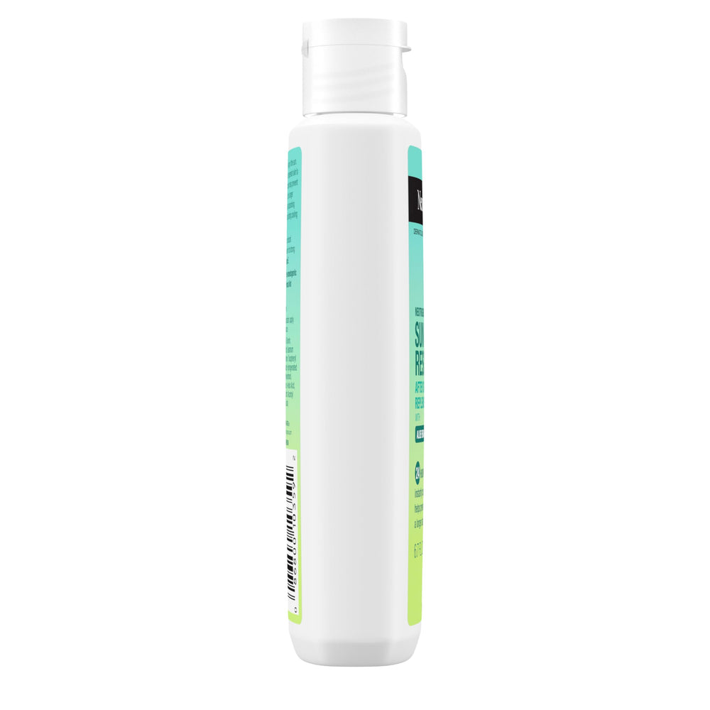 Application généreuse après soleil, hydratation durable sans film gras.