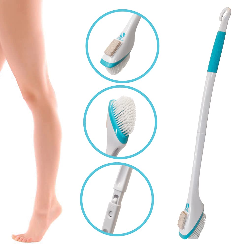 Crochet intégré sur la brosse-pieds Miracle pour rangement facile.