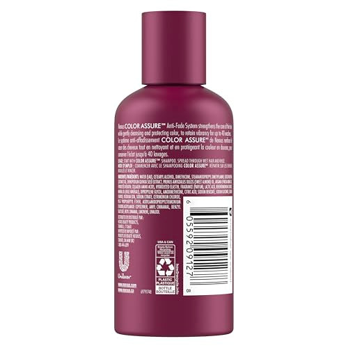 Texture crémeuse du conditionneur Nexxus Color Assure pour cheveux colorés.