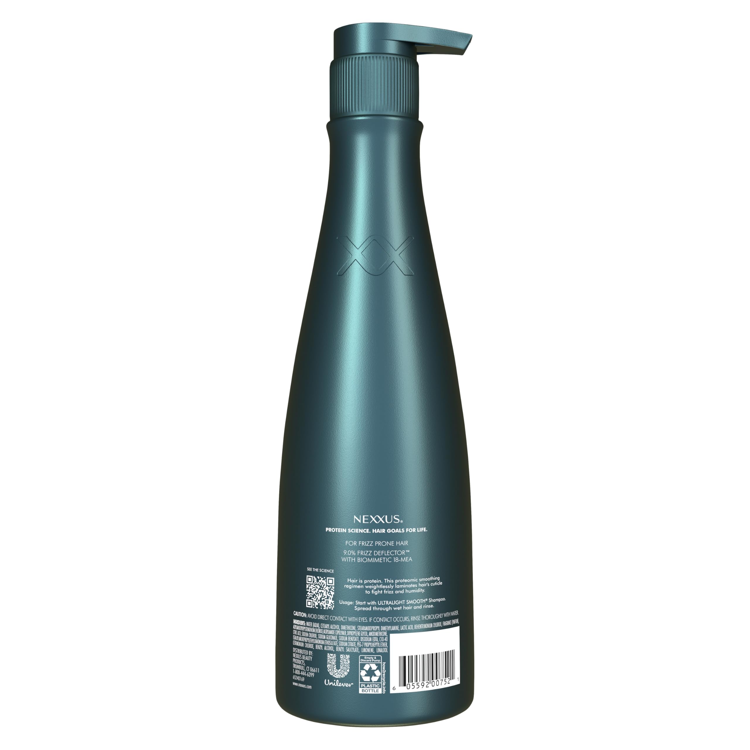Nexxus Ultralight Smooth – texture crèmeuse pour cheveux soyeux et faciles à discipliner.