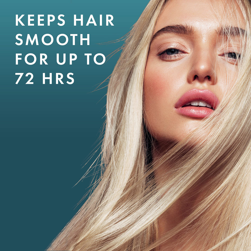 Nexxus Ultralight Smooth Serum – avant/après montrant des cheveux plus lisses et hydratés.