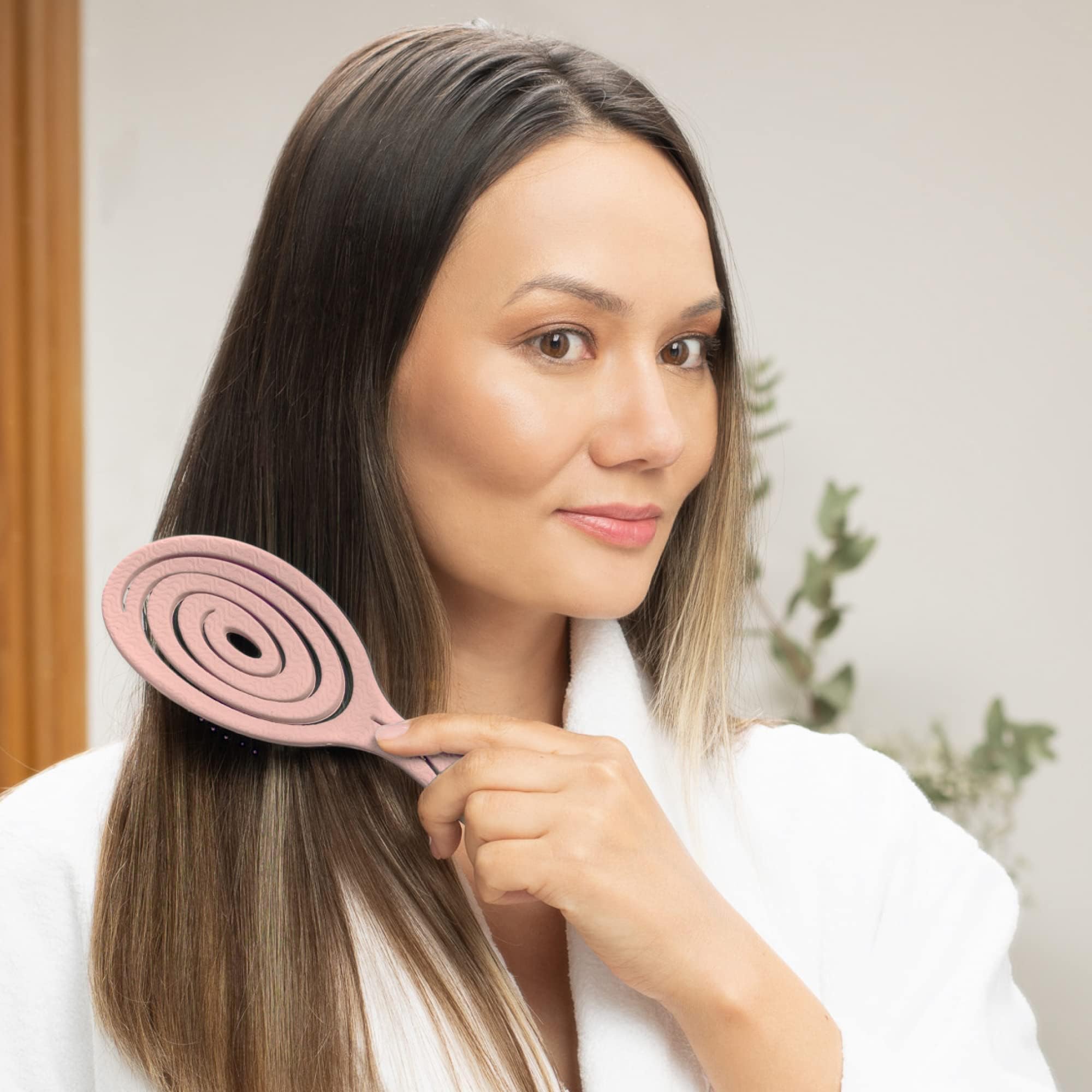 Ninabella démonstration sur cheveux lisses et longs
