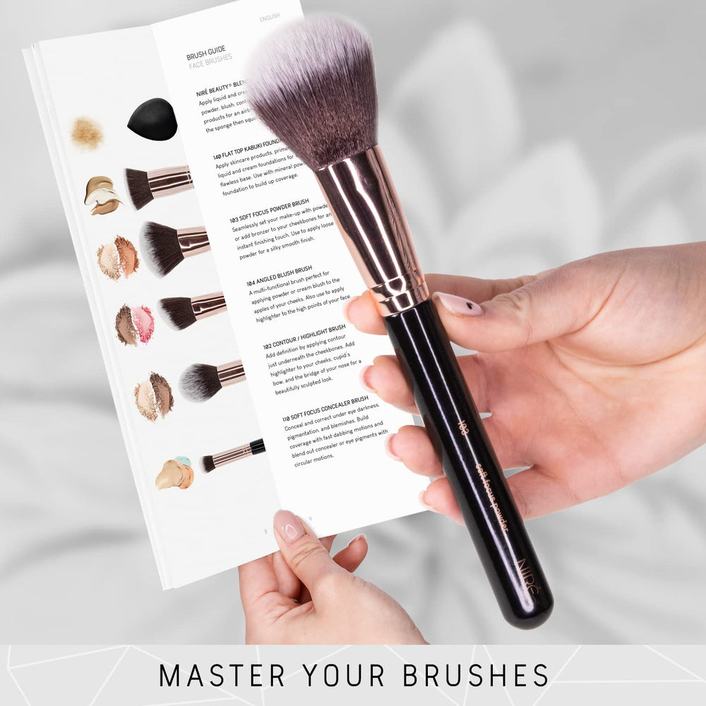 Boîte cadeau Niré Beauté élégante pour offrir un kit luxueux.