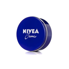 NIVEA Crème authentique allemande appliquée sur peau, douceur et confort.