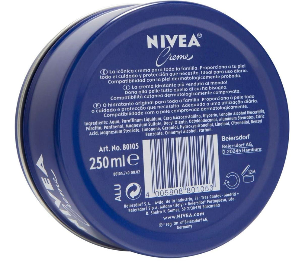 Texture crémeuse NIVEA sur emballage métallique, prêt à hydrater rapidement.