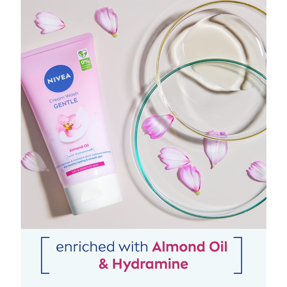 Huile Amande présente dans le Lavage Crème Daily Essentials apporte hydratation légère