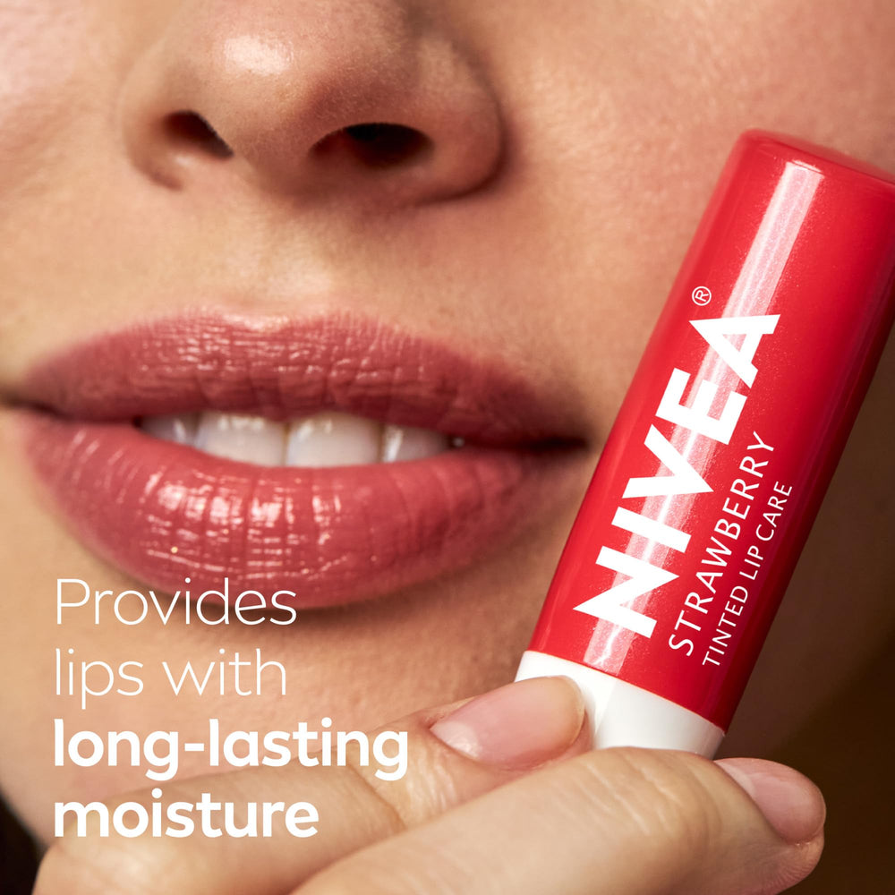 Formulation végane et naturelle du NIVEA Soin Lèvres Fraise.