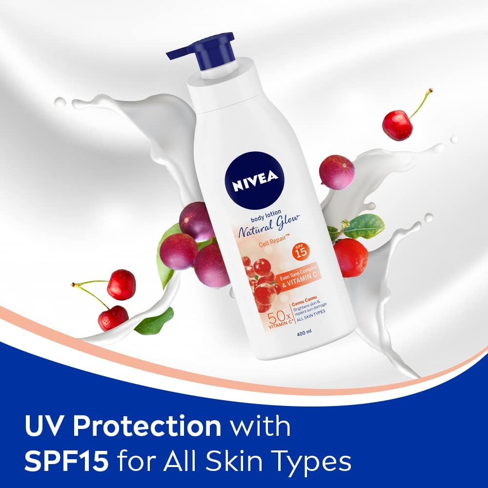 NIVEA Lotion Corps Natural Glow – application mains, soin facile après la douche.