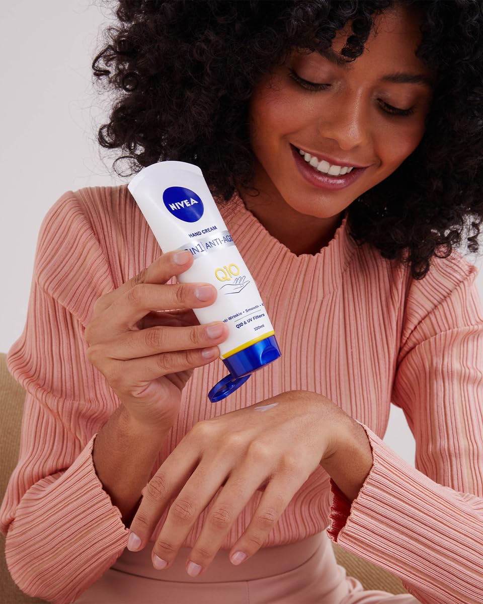 Crème Mains NIVEA Q10 devant/après, comparaison d’aspects.