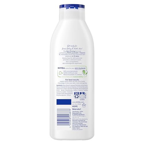 Application de massage avec NIVEA Q10 Energy Plus sur peau normale à sèche.