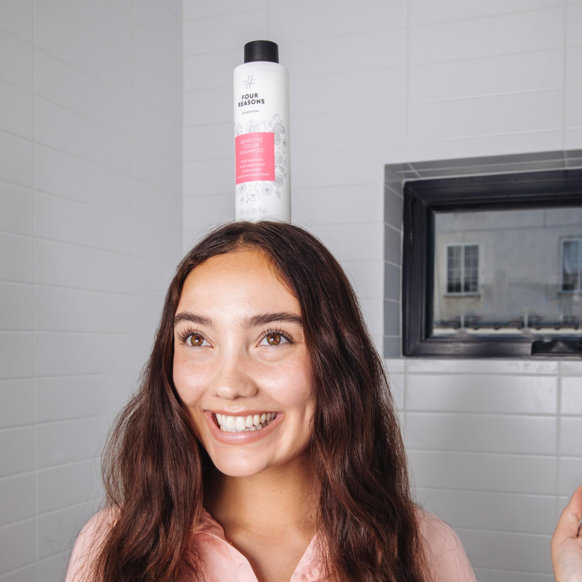 No Nothing Shampoing sans parfum etiquette: formulation hypoallergénique adaptée aux peaux sensibles.