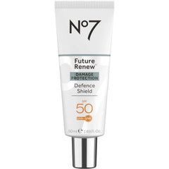 No7 Future Renew Defense Shield, bouteille SPF50 pour protection légère du visage
