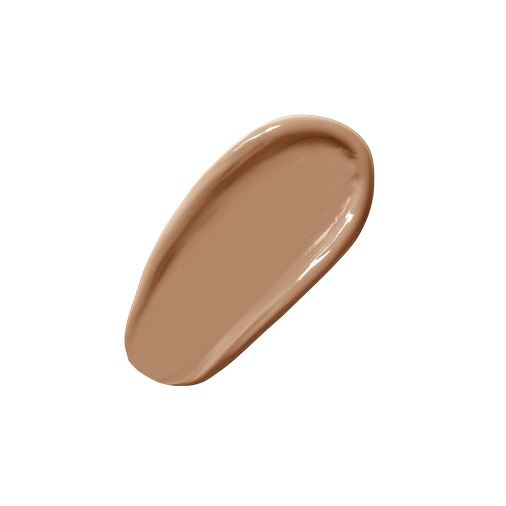 Contour des yeux corrigé avec le correcteur Lift & Luminate