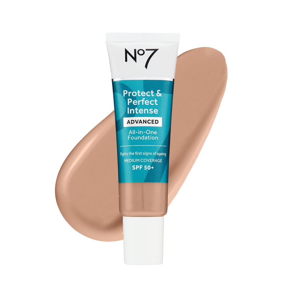 No7 Protect & Perfect flacon Cool Beige, base hydratante et unifiante le teint.