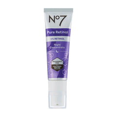 No7 rétinol pur 1% concentré nocturne, flacon élégant prêt pour le rituel du soir.