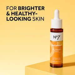 Texture gel légère de No7 Radiance+, application rafraîchissante et rapide.
