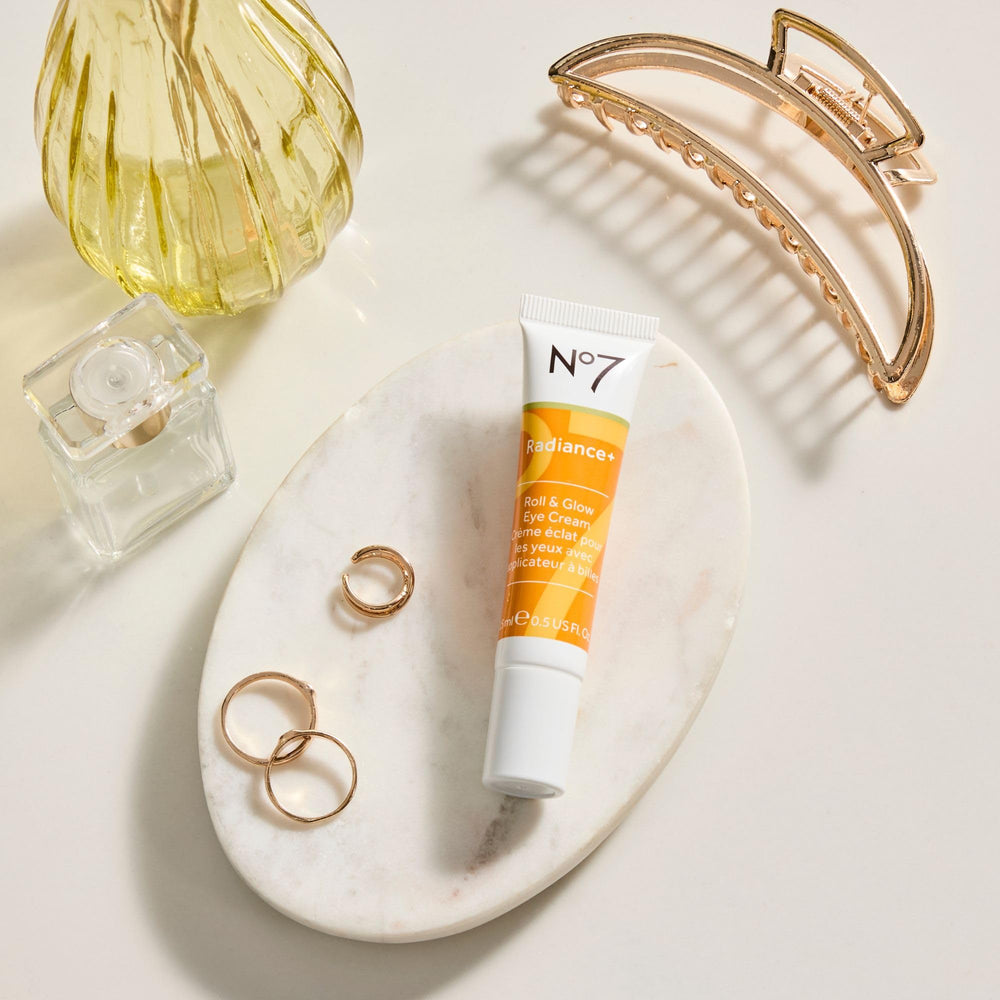 No7 Radiance+ soin quotidien pour le contour des yeux