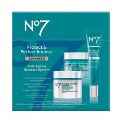 Serum visage No7 à l'acide hyaluronique – hydratation durable et peau repulpée.