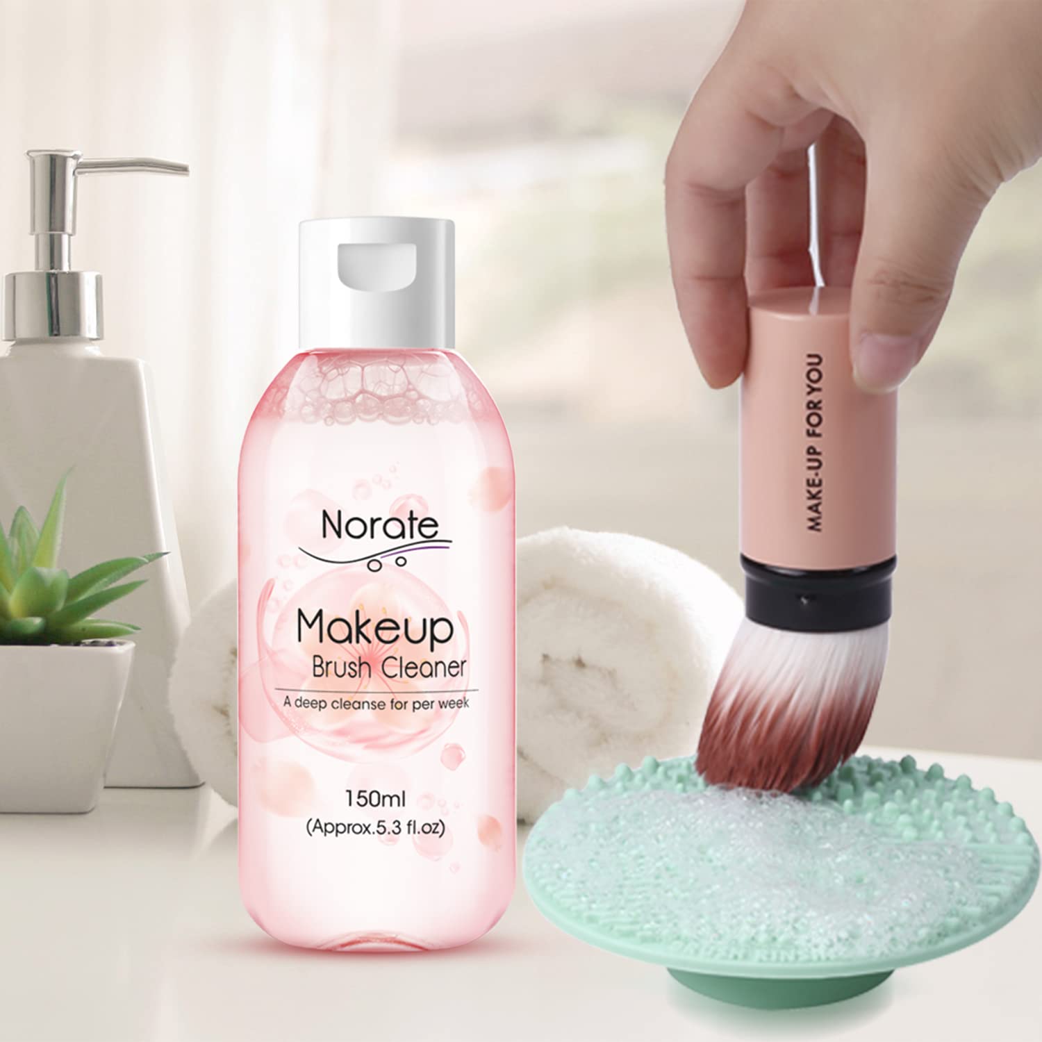 Norate ridages-nettoyant-brosses: reliefs en silicone qui enlèvent rapidement les résidus.