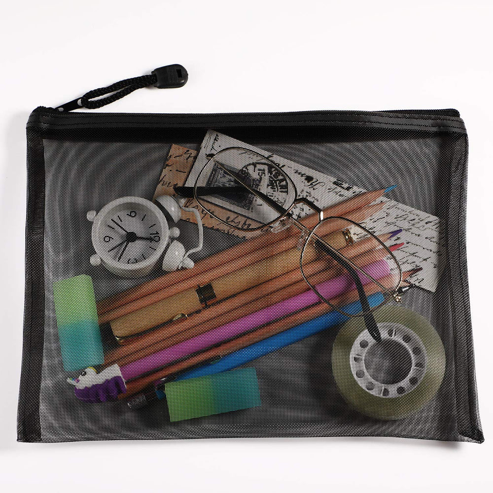 Norme ensemble-maille-durable-nylon : ensemble polyvalent pour cosmétiques et petits accessoires.