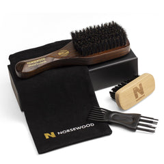 Brosse Norsewood en poils de sanglier, démonstration de brillance naturelle.