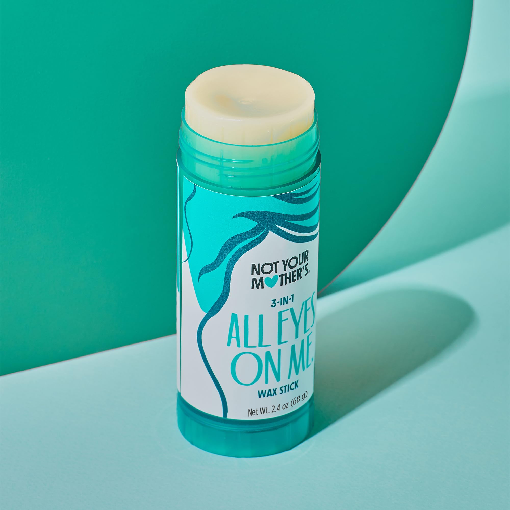 Not Your Mother's All Eyes On Me contient huile d'argan et squalane pour nourrir les longueurs.