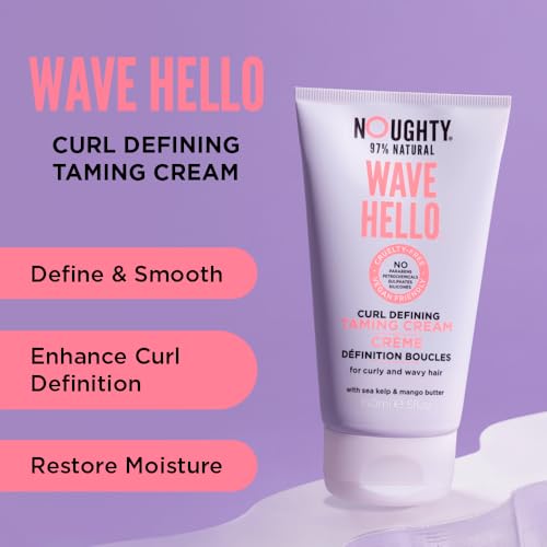 Application facile de la crème Noughty 97 sur les boucles pour une brillance légère.