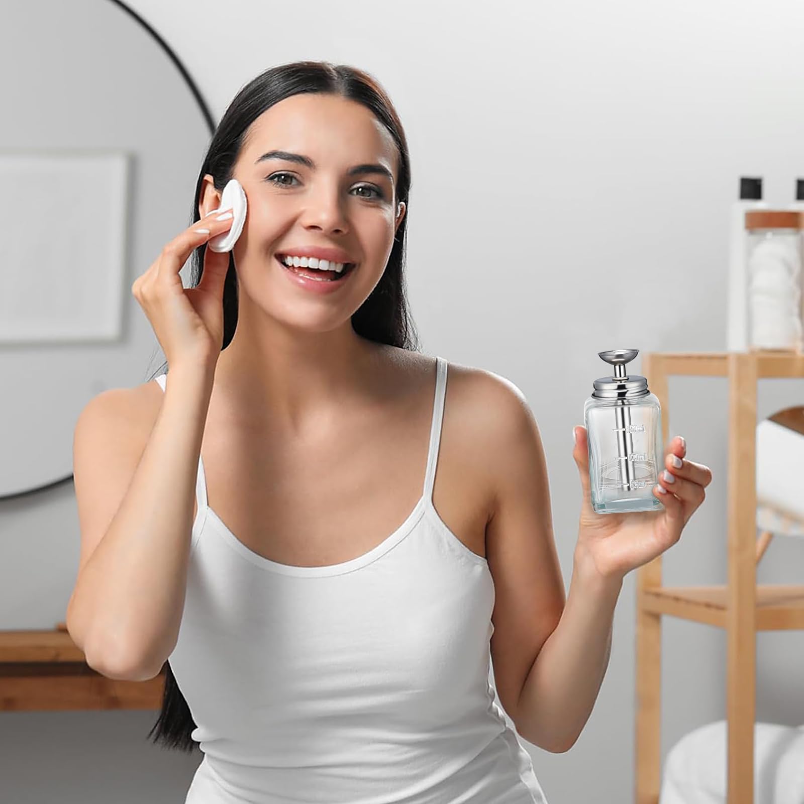 Noverlife bouteille-pompe-verre-polyvalente: convient pour lotions et démaquillants.