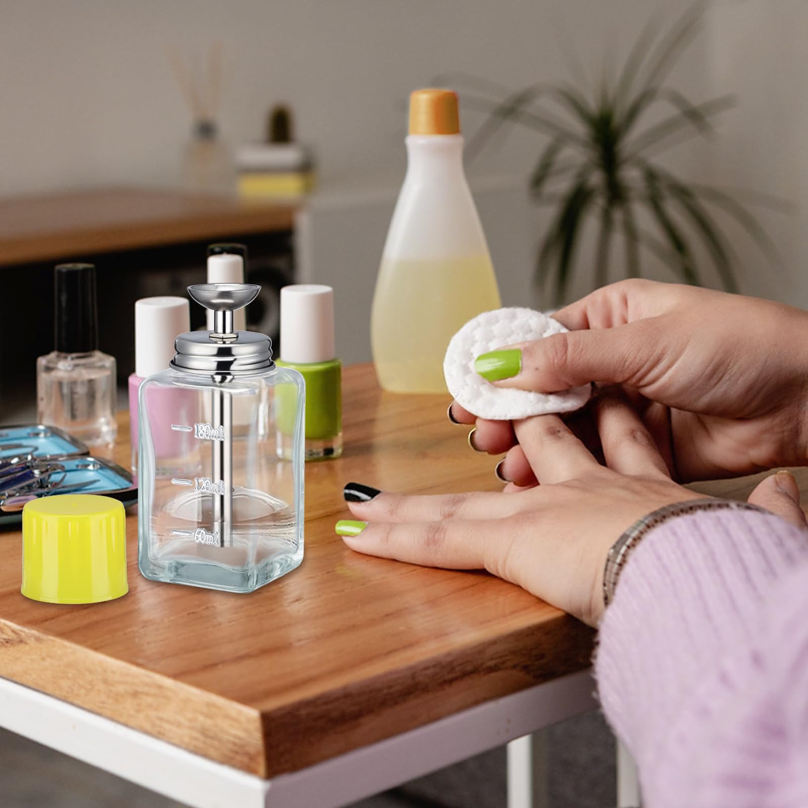 Noverlife bouteille-pompe-verre-reutilisable: recharge facile et réduction du gaspillage.