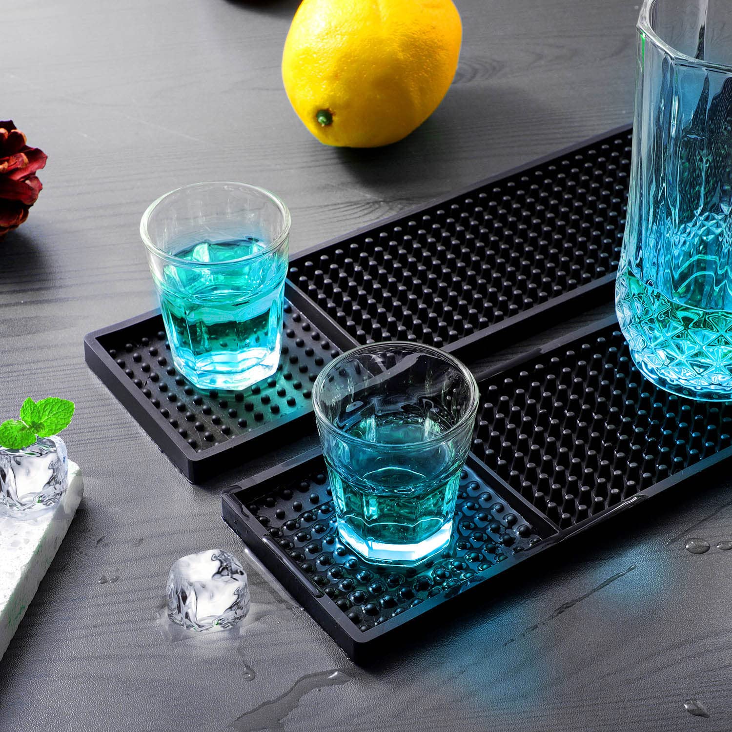 Tapis-bar Noverlife protège comptoirs et verres des éclaboussures.