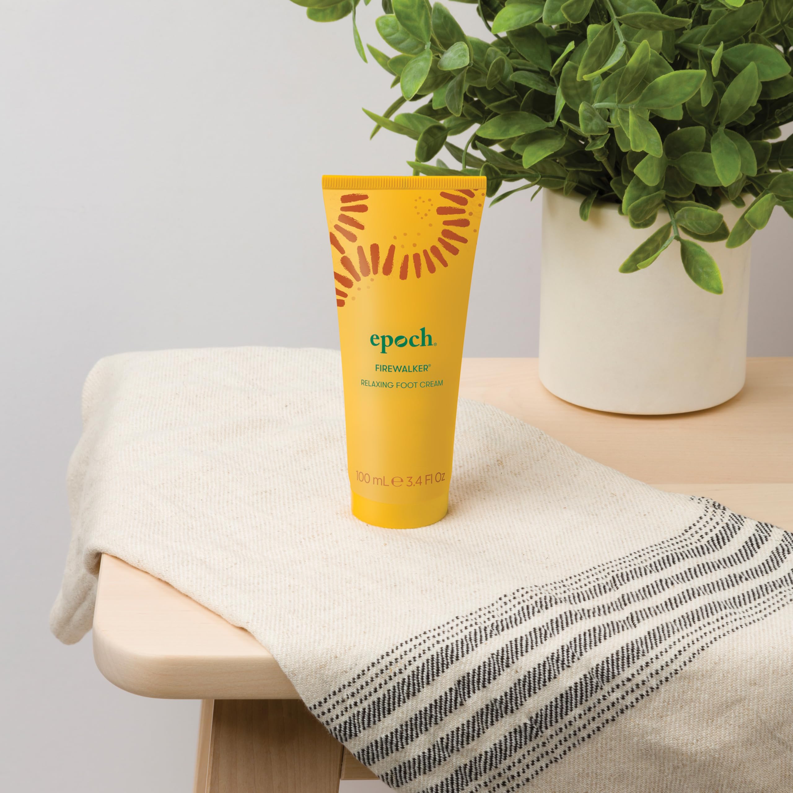 Nu Skin Epoch Firewalker, creme-pieds-portable, idéal à emporter pour prendre soin de soi en déplacement.