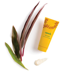 Nu Skin Epoch Firewalker, texture-creme-pieds, pénètre rapidement pour une peau douce.
