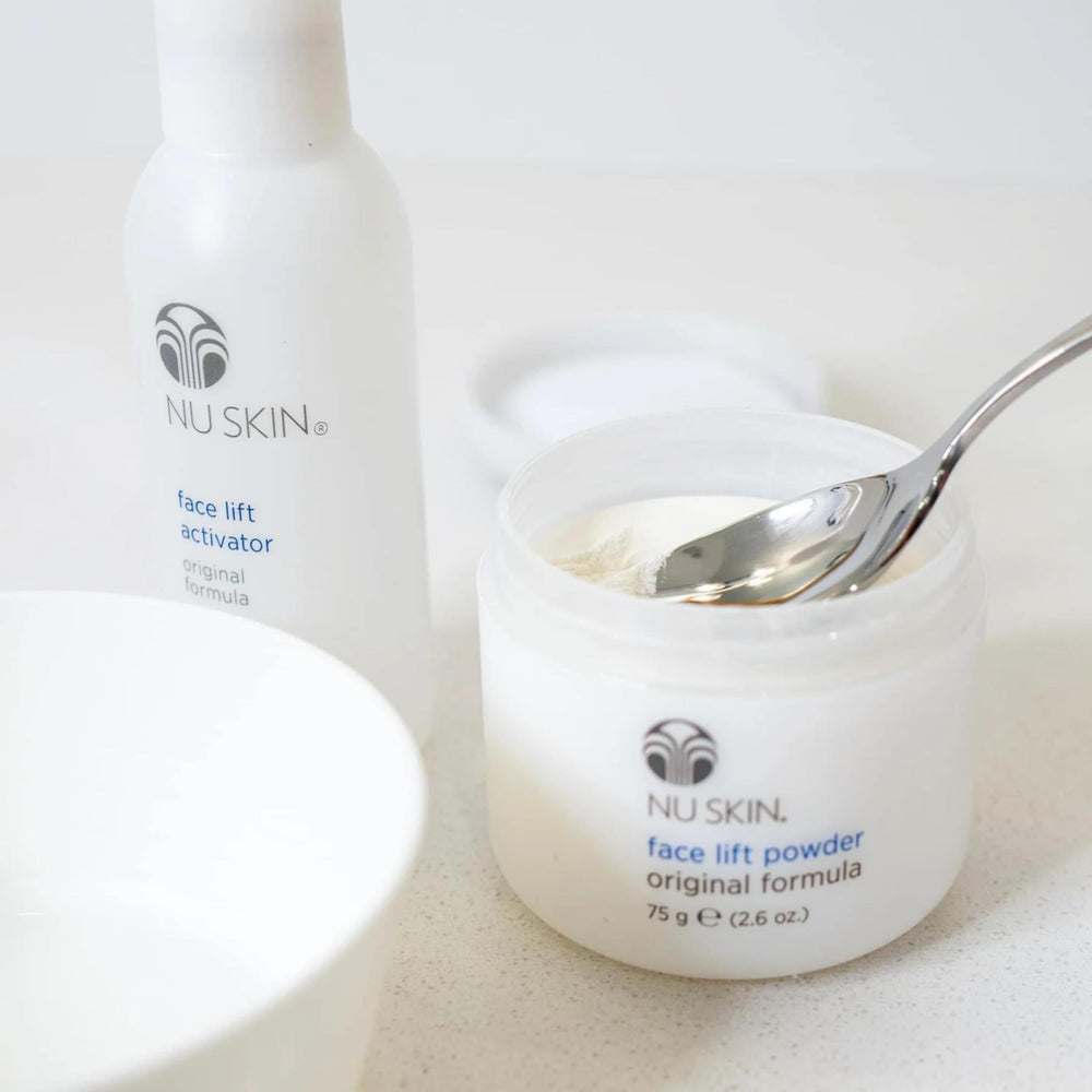 Nu Skin Face Lift avec Activateur, texture peau améliorée et éclat après application.