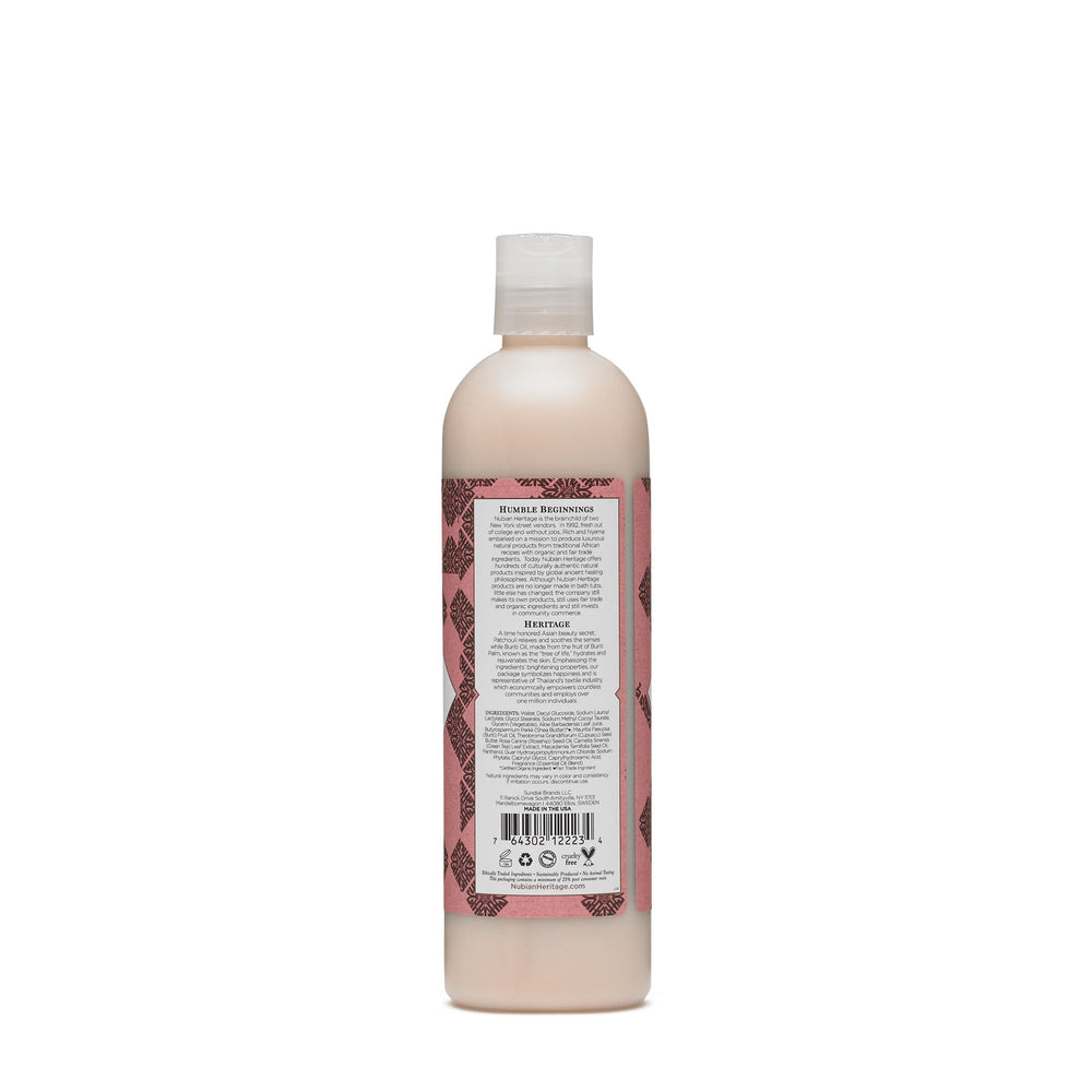 Nubian Heritage Patchouli douche, application mousse douce pour routine aromatique