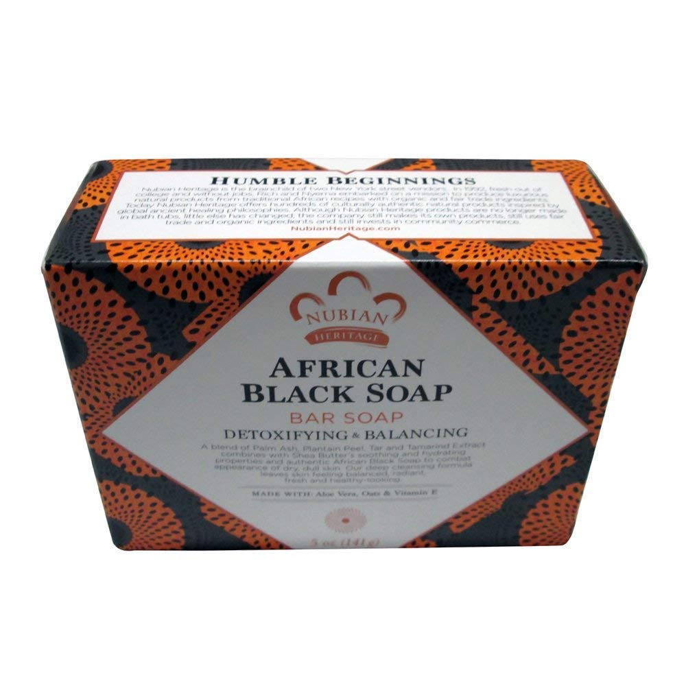 Savon noir africain Nubian Heritage, savon-noir-africain, aide à équilibrer le teint.