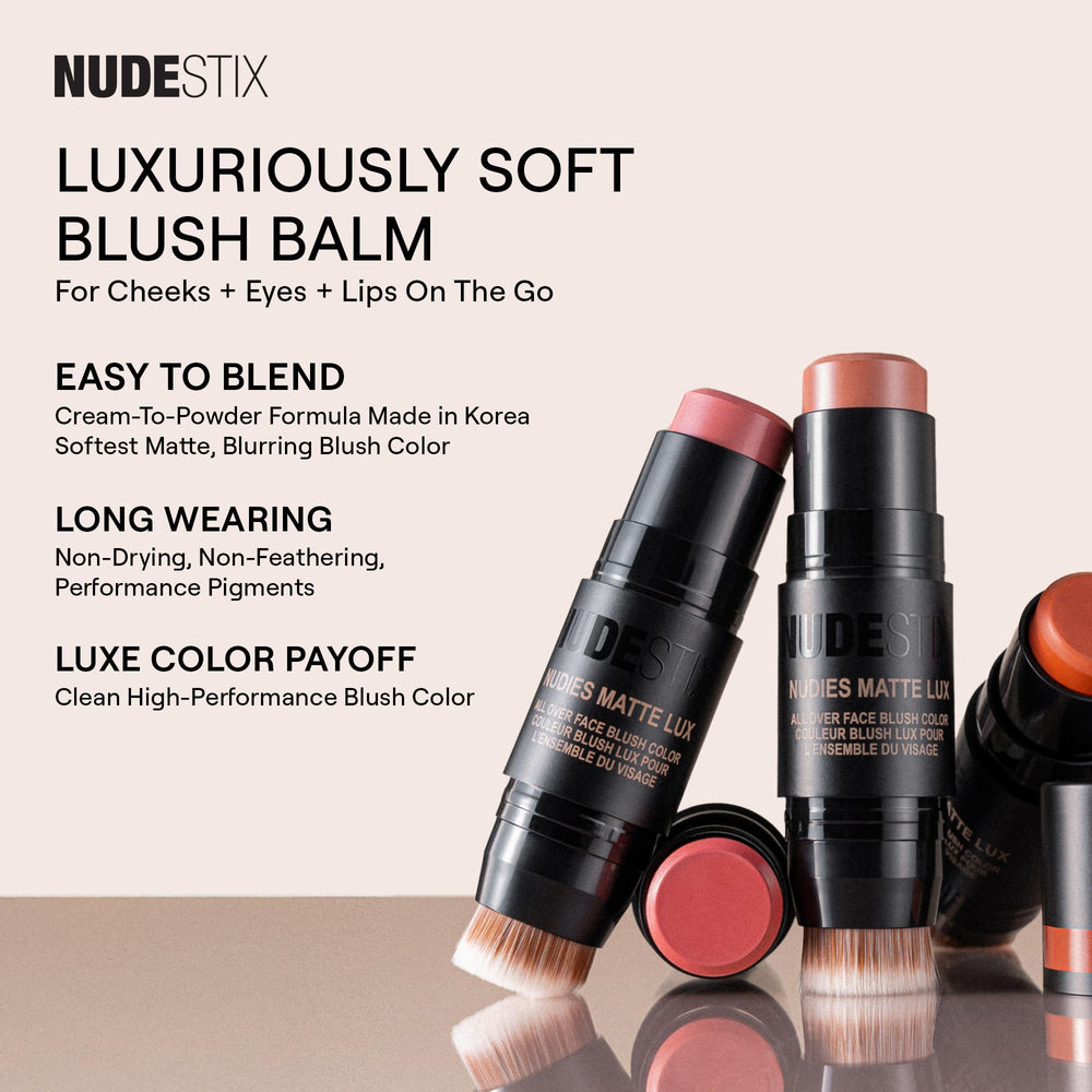 Nudestix Nudies Matte Lux finition crème-poudre, toucher soyeux et velouté.