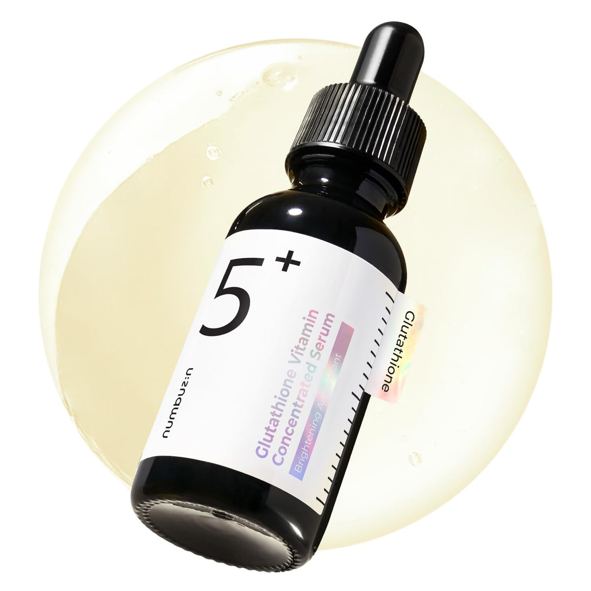 Sérum concentré Numbuzin No.5 dans un flacon pour un teint lumineux potentiel