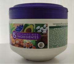 Texture crème soyeuse de Nutribela15 offrant douceur.