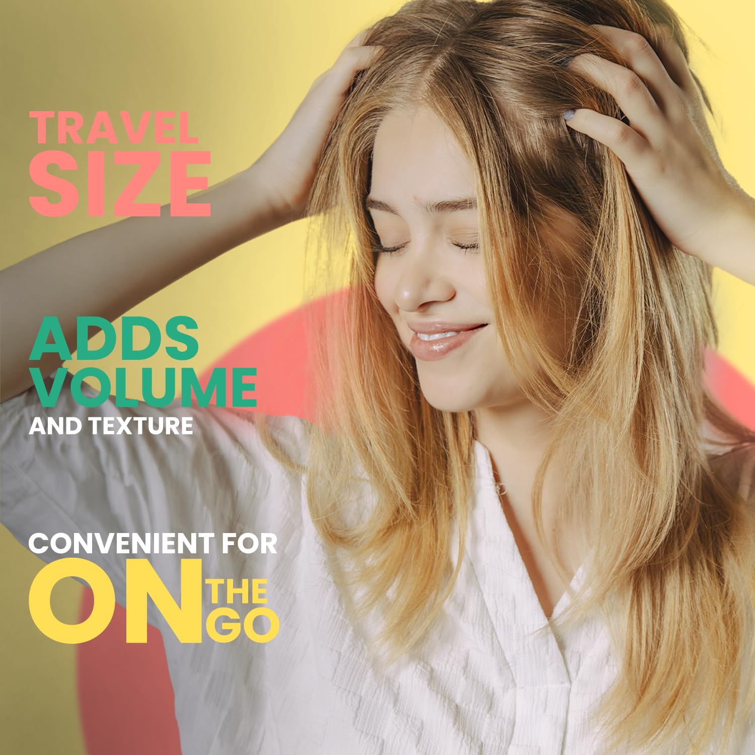 Cheveux volumineux après application de la poudre sèche Nuva Botanicals.