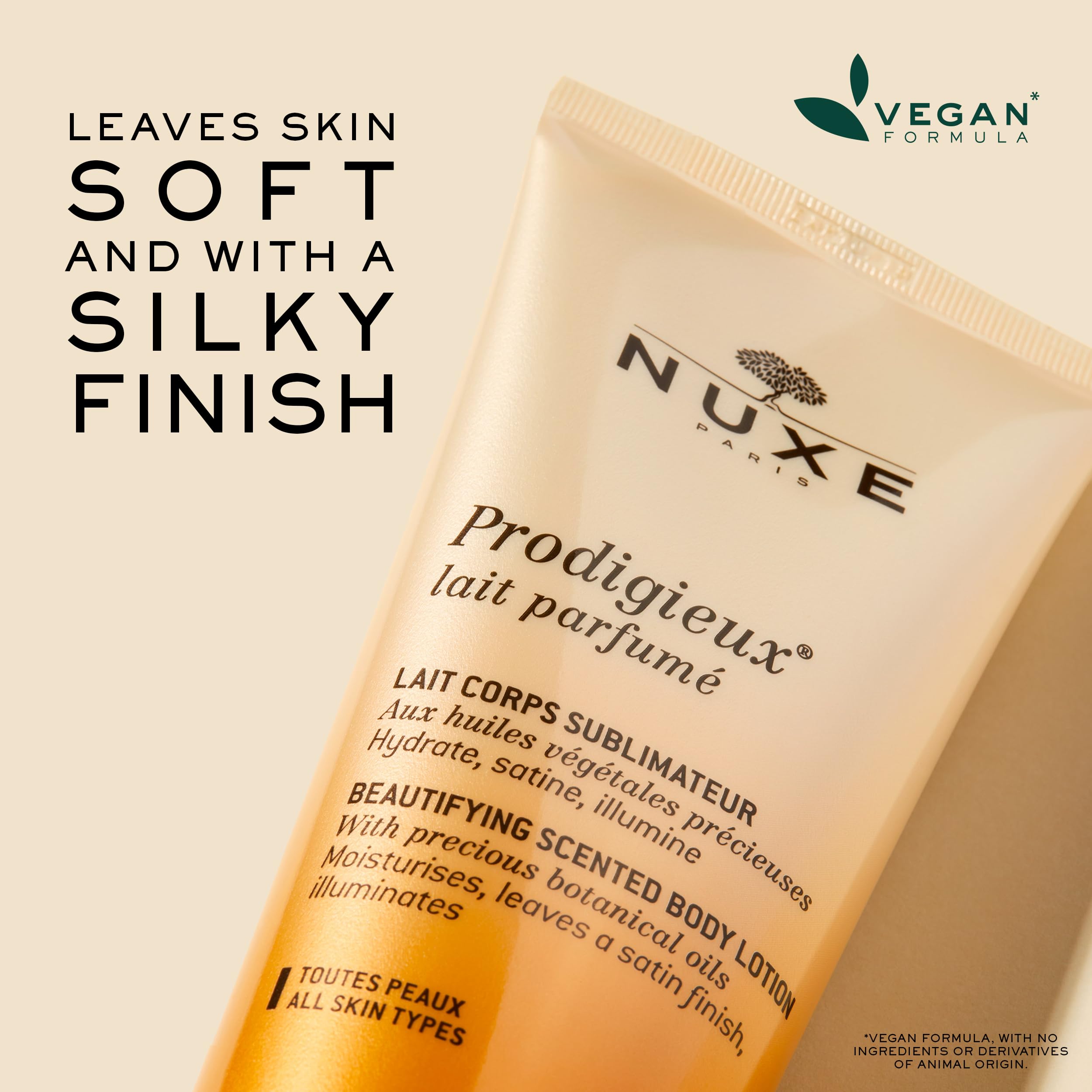 Huile coco-argan-amande, nourrissant la peau en profondeur.