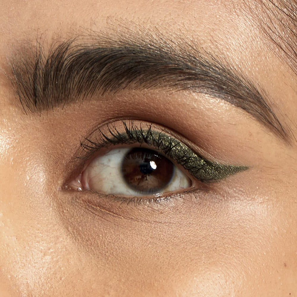NYX Crayon Contour des Yeux Mécanique Olive Dorée, allure lumineuse en un passage.