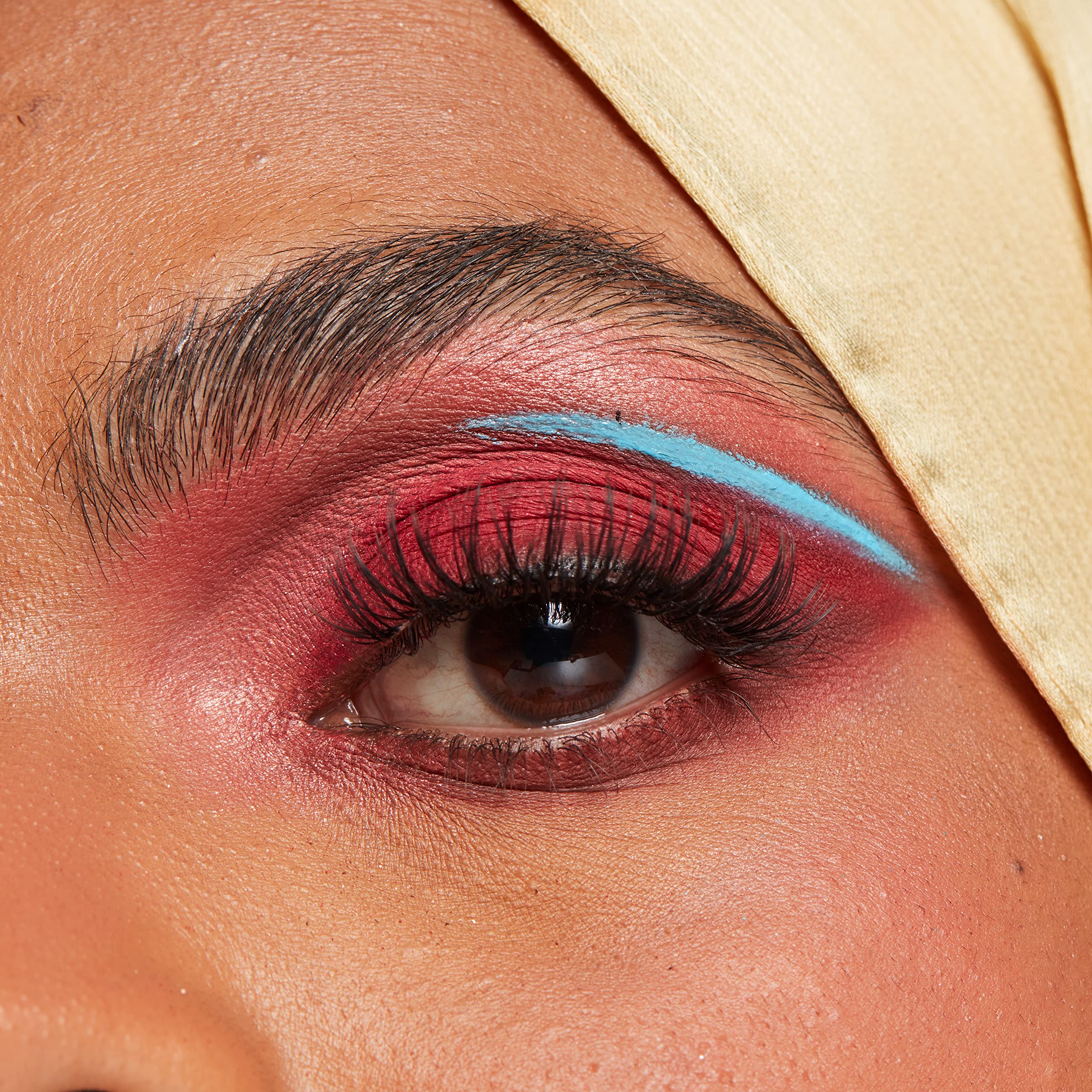 Nyx Jumbo Lash – regard intense et volumineux.