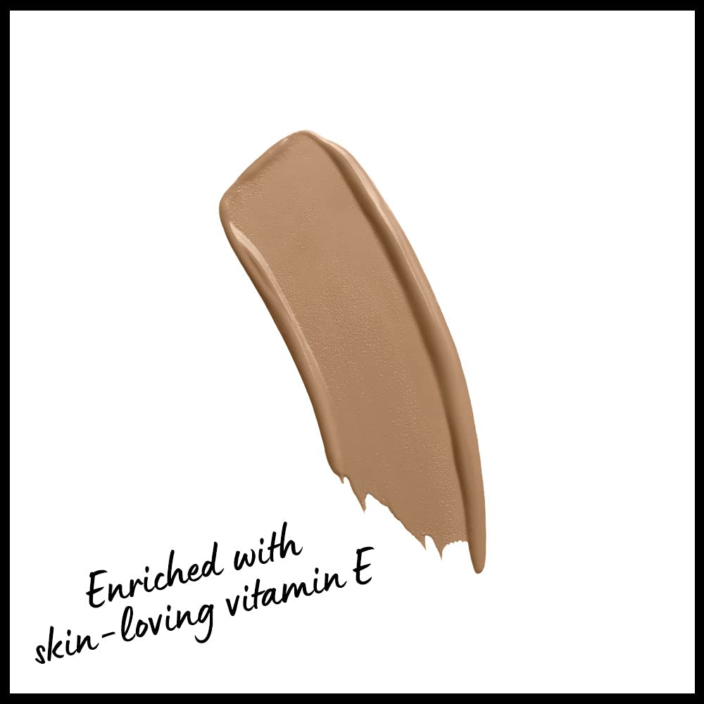 Texture crémeuse Can't Stop Won't Stop, application douce et fini mat sur visage.